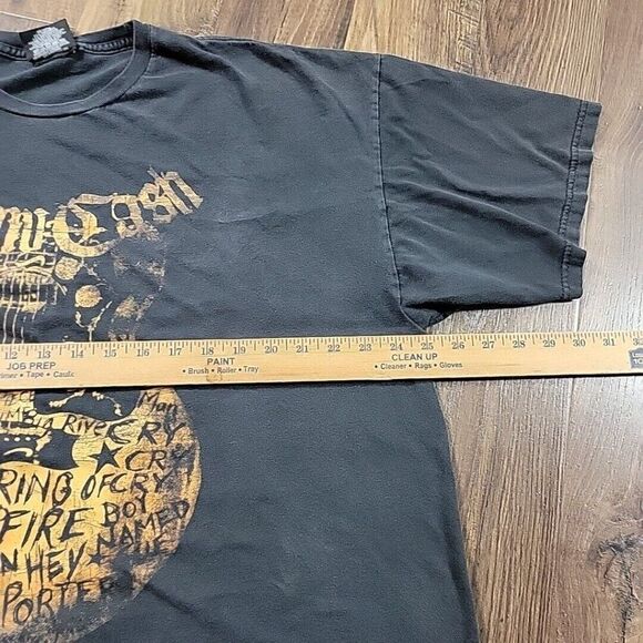 Zion Johnny C T Shirt Adult 2XL Black Short Slv Distressed Guitar Song Print - Picture 6 of 8